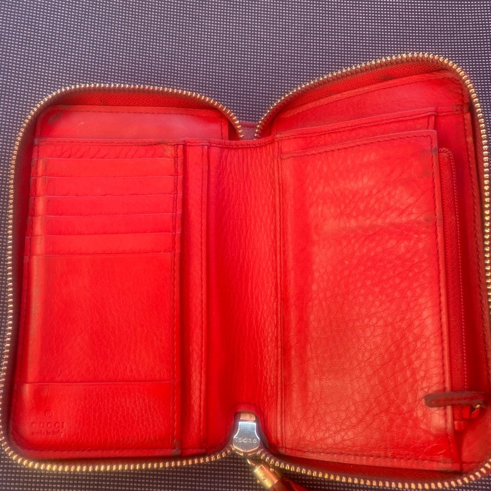 Gucci Soho leather wallet! - Picture 5 of 8